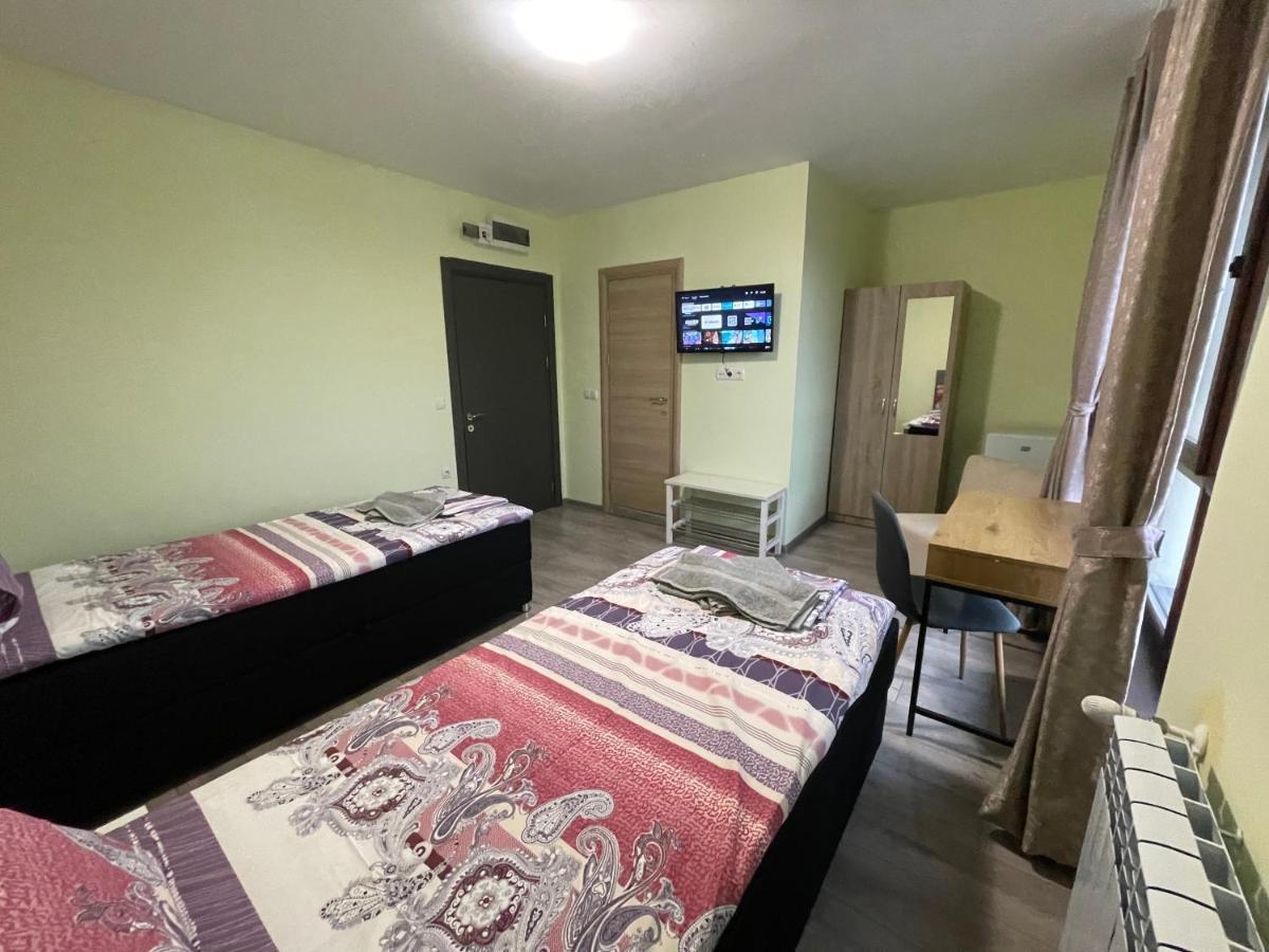 Zaraaparthotel Sofia Buitenkant foto